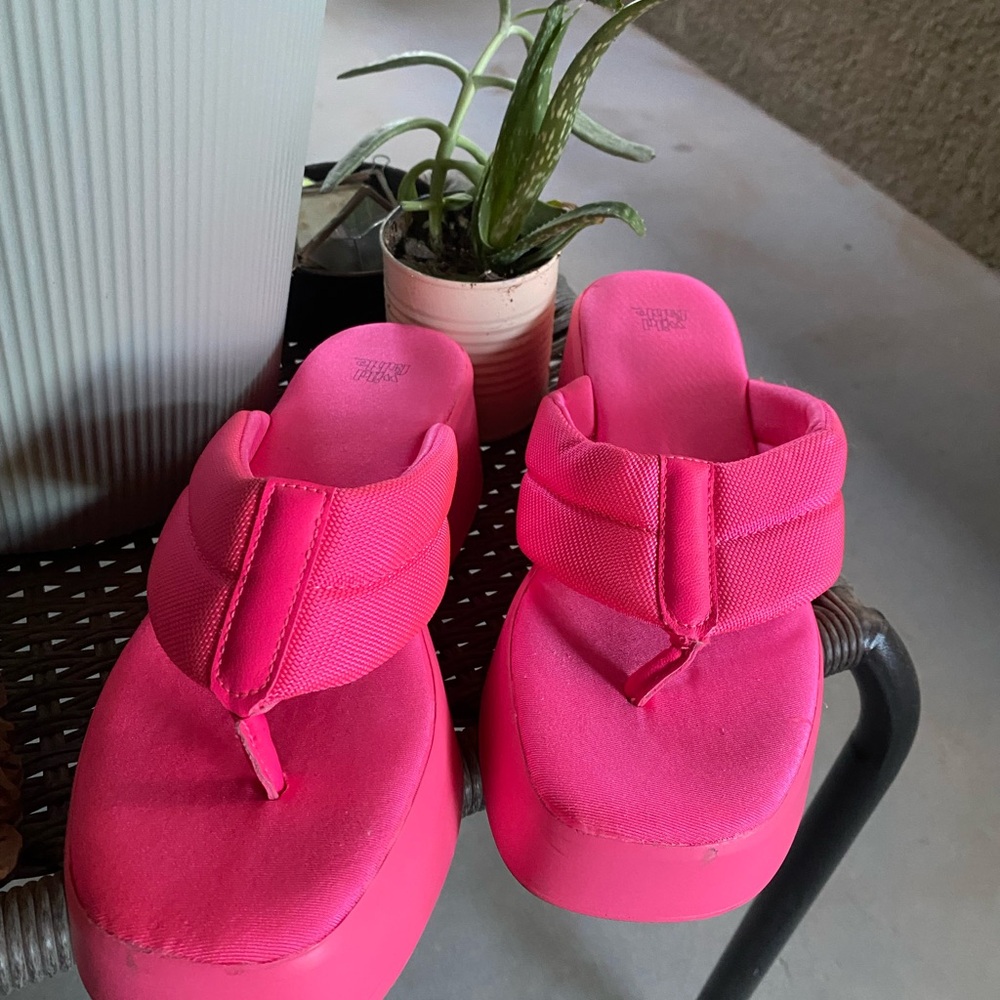 Wild Fable Pink Platform Sandals